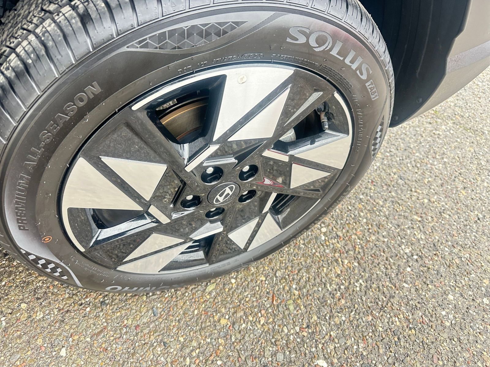 Used 2025 Hyundai Kona SEL image 30