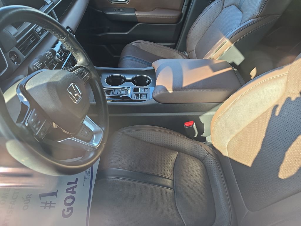 Used 2023 Honda Pilot Elite image 13