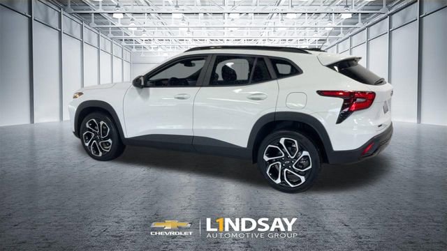 Used 2025 Chevrolet Trax RS w/ Sunroof Package FWD image 7