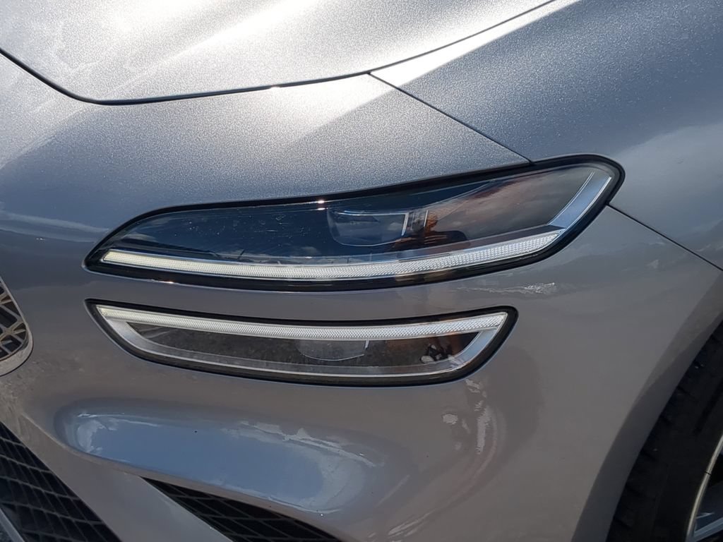 Used 2025 Genesis G70 2.5T RWD image 7