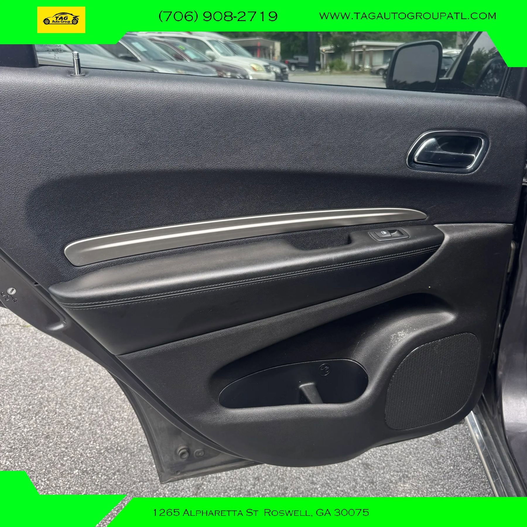 Used 2018 Dodge Durango SXT w/ 3rd Row Seating Group RWD image 9