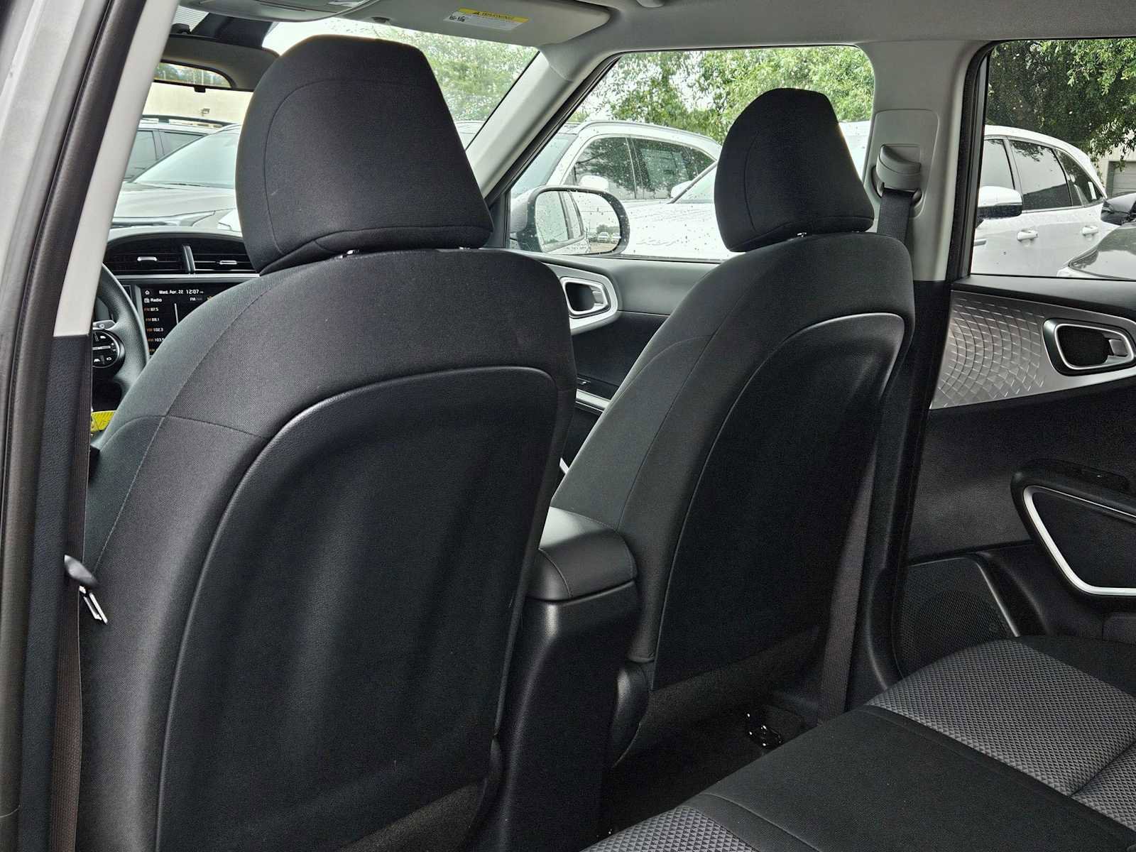 Certified 2025 Kia Soul LX FWD image 21