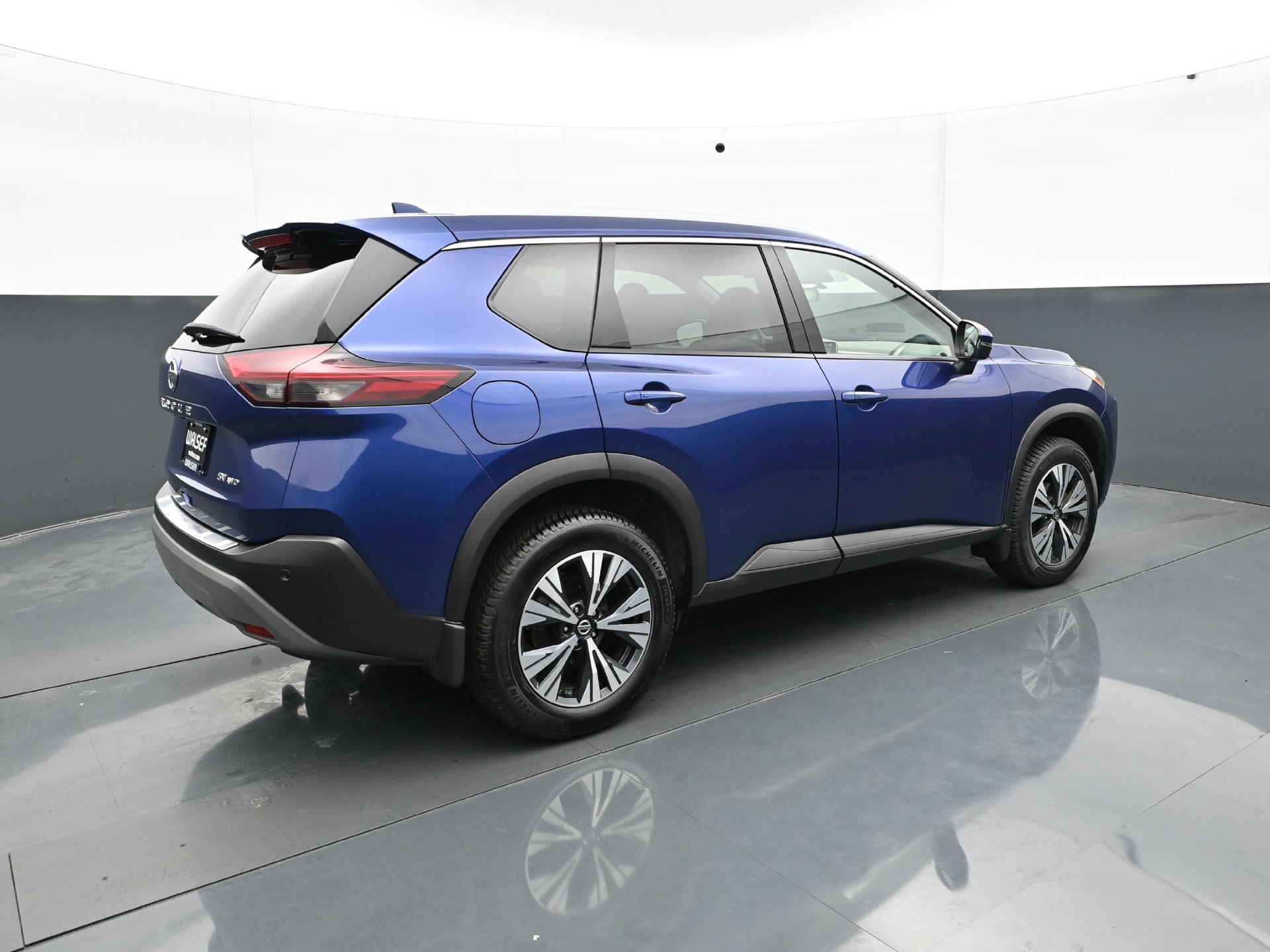 Used 2021 Nissan Rogue SV w/ Premium Package AWD/4WD image 6