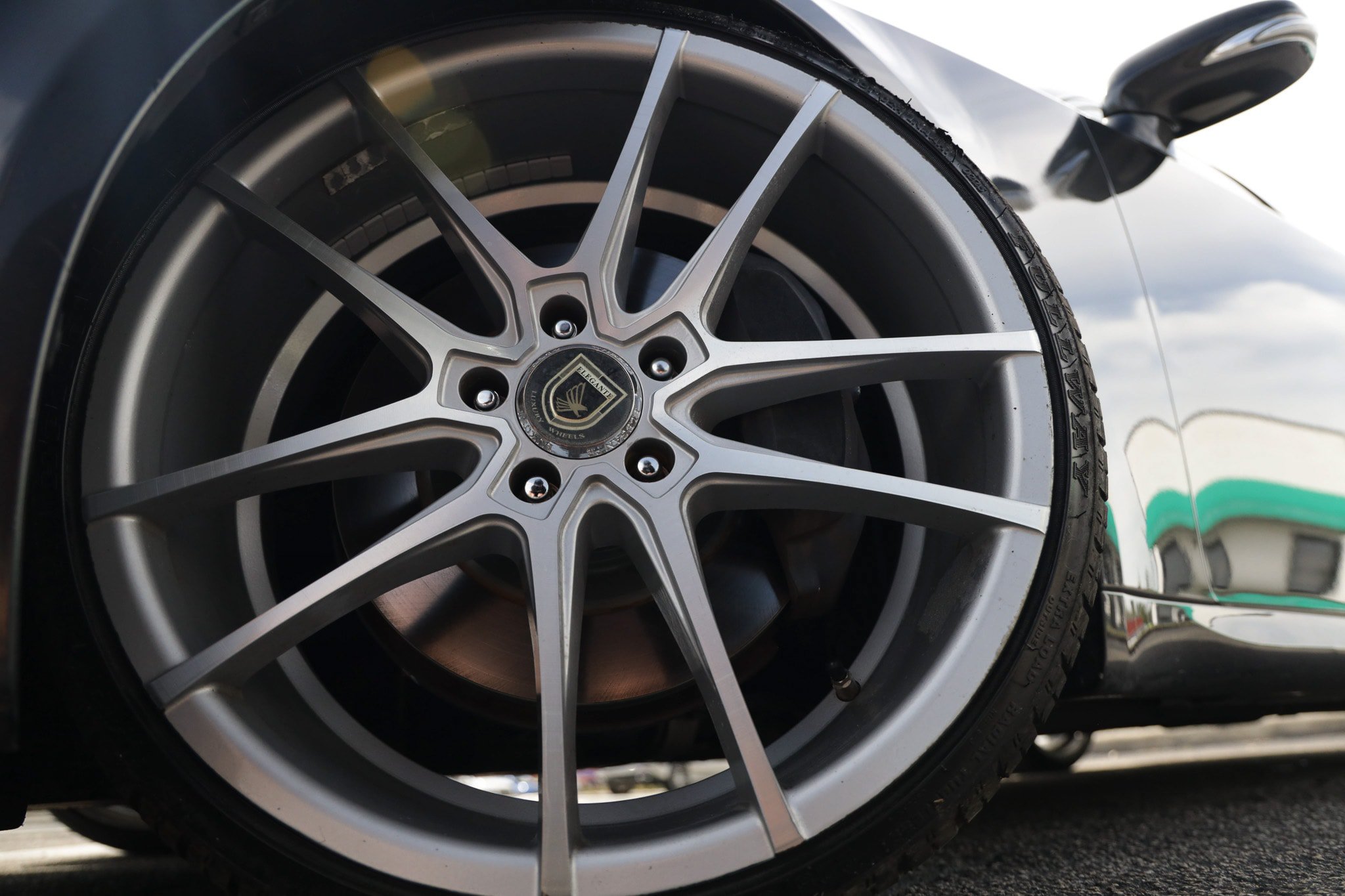 Used 2011 Lexus IS 350 w/ Premium Pkg Value Edition RWD image 28