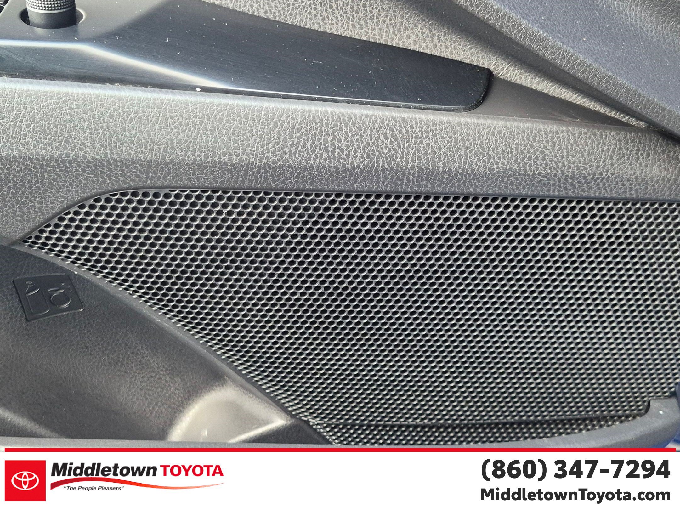 Certified 2025 Toyota Camry SE FWD image 13