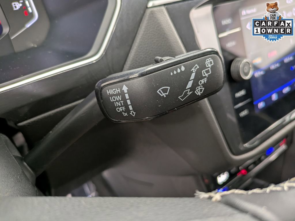 Used 2023 Volkswagen Tiguan SEL R-Line AWD/4WD image 19