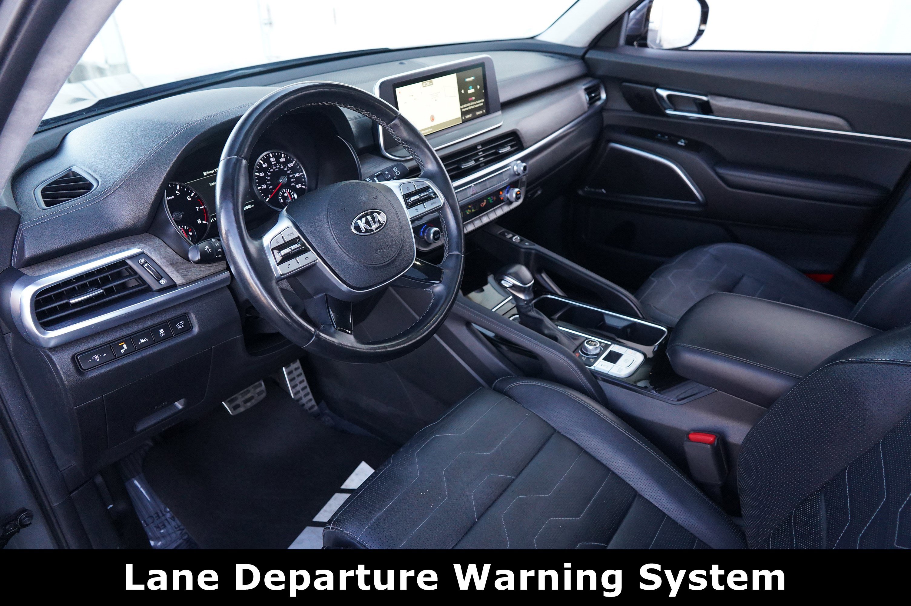 Used 2021 Kia Telluride SX w/ SX Prestige Package image 4