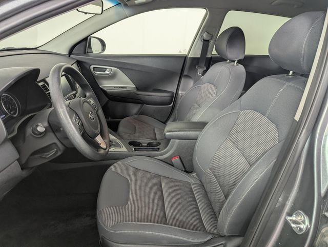 Used 2018 Kia Niro LX image 10