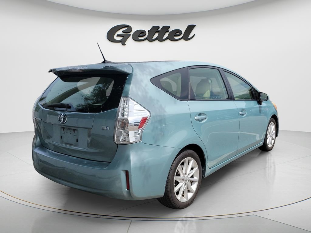 Used 2014 Toyota Prius V Five FWD image 5