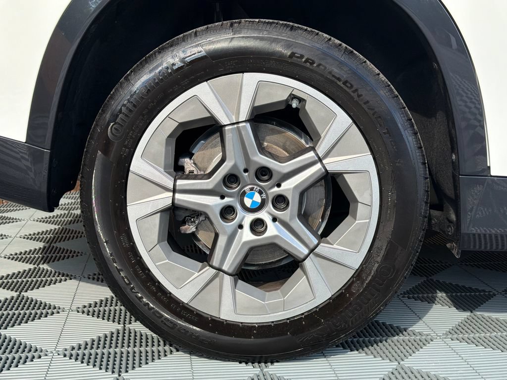 Used 2025 BMW X1 xDrive28i w/ Convenience Package AWD/4WD image 21