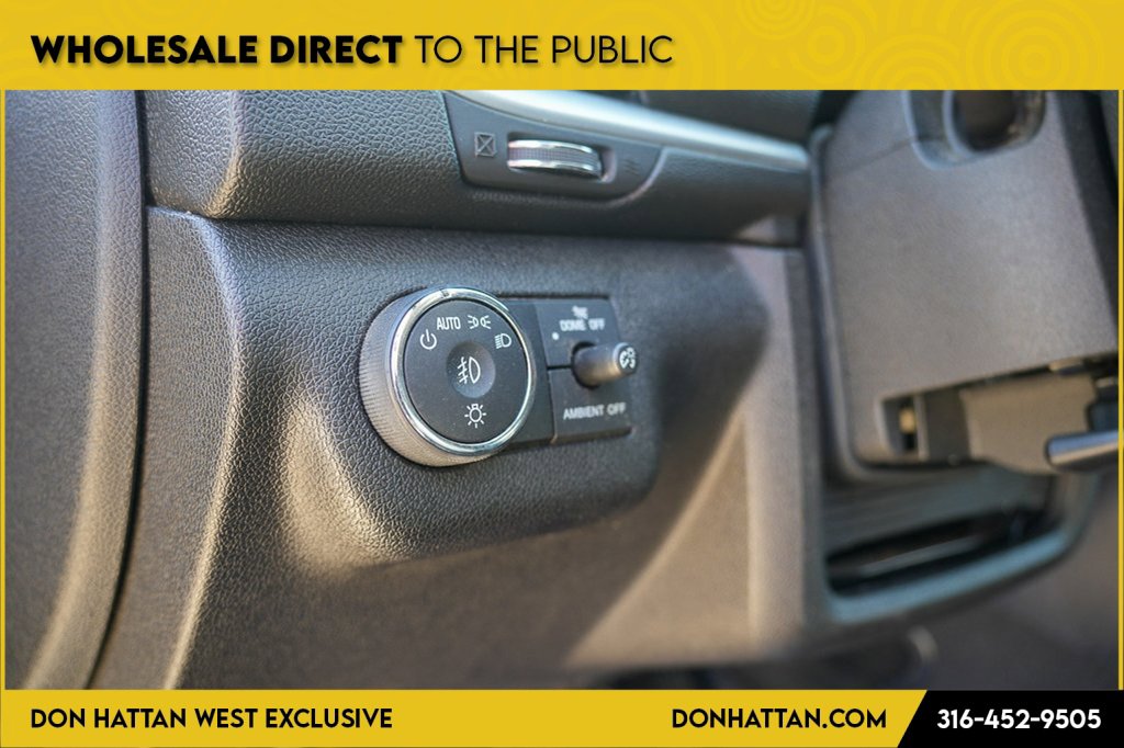 Used 2015 Chevrolet Traverse LT image 17