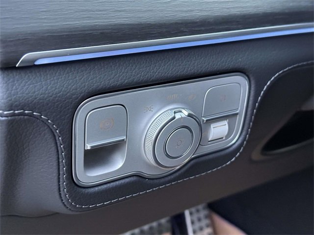 New 2026 Mercedes-Benz GLS 580 4MATIC image 19