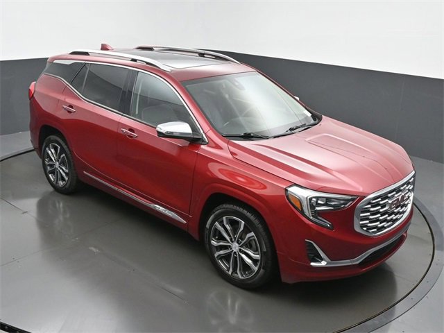 Used 2018 GMC Terrain Denali w/ Comfort Package image 44