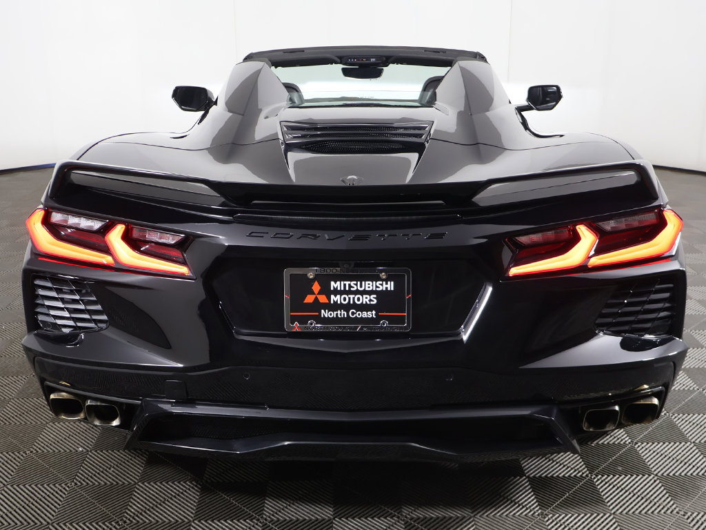Used 2024 Chevrolet Corvette Stingray Convertible w/ Z51 Performance Package RWD image 15