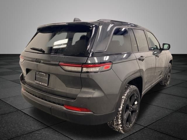 Used 2026 Jeep Grand Cherokee Limited w/ Limited Altitude Package AWD/4WD image 6