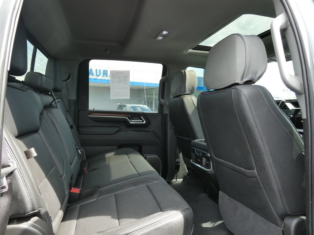 Certified 2025 GMC Sierra 3500 Denali w/ Denali Reserve Package AWD/4WD image 15