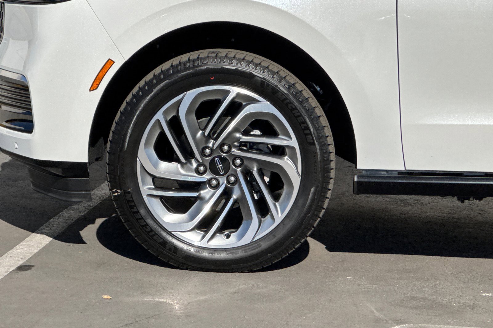 New 2025 Lincoln Navigator Reserve image 26