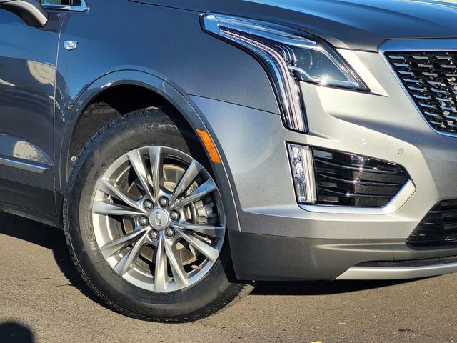 Used 2021 Cadillac XT5 Premium Luxury image 3