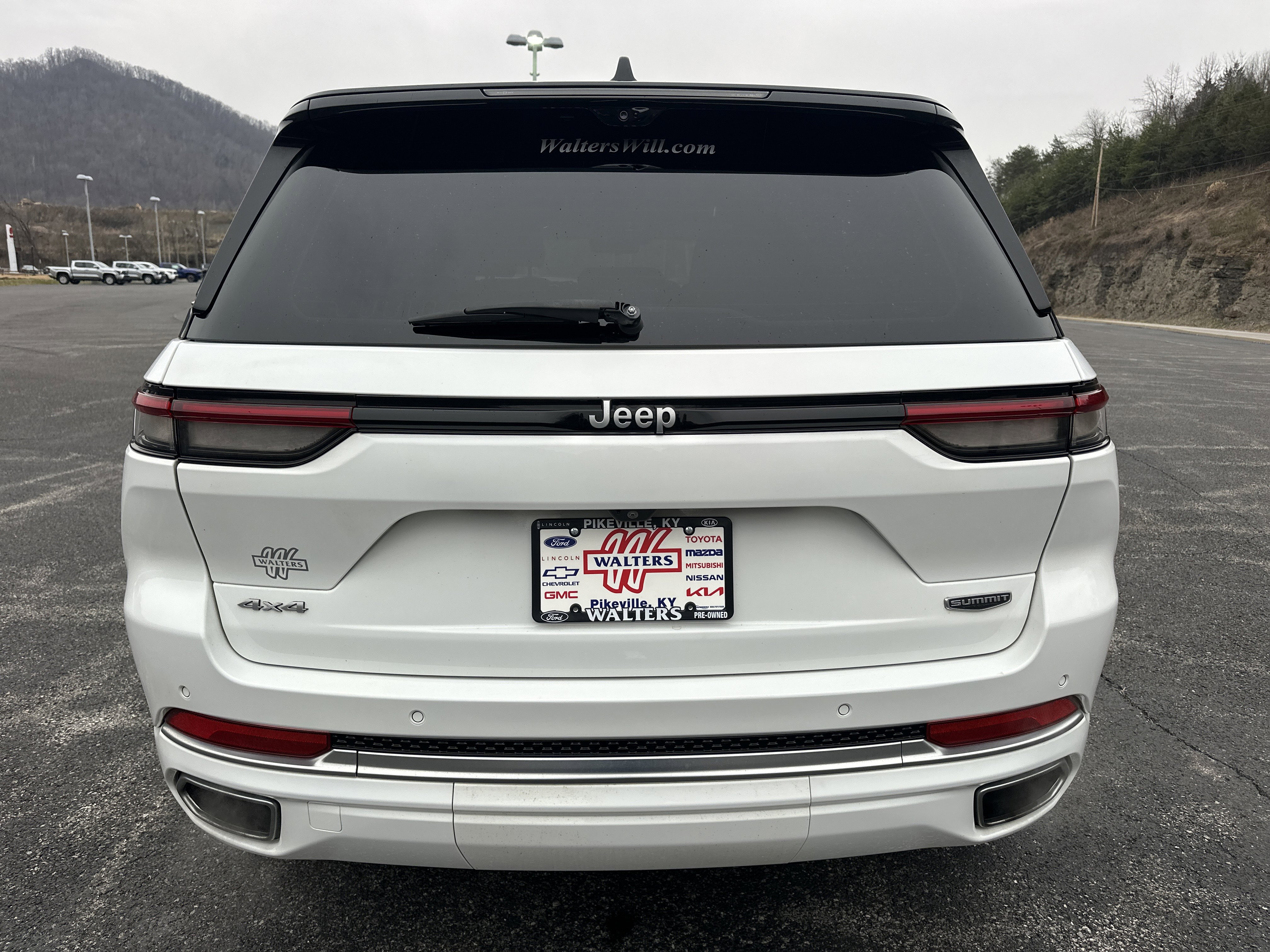 Used 2022 Jeep Grand Cherokee Summit w/ Adv Protech Group IV image 3