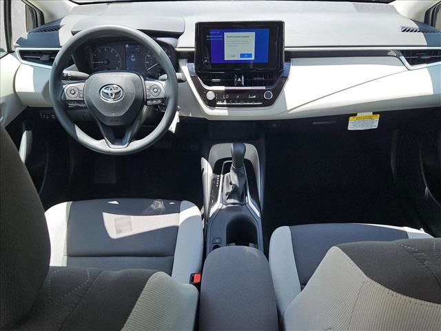 Used 2025 Toyota Corolla LE FWD image 13