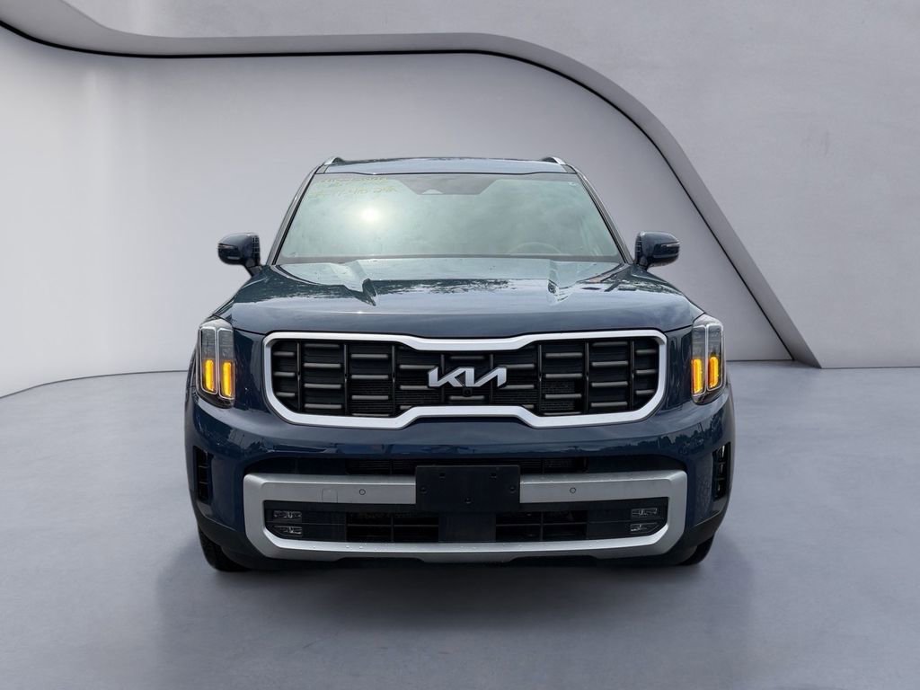 Used 2024 Kia Telluride SX w/ Towing Package FWD image 8