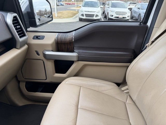 Used 2019 Ford F150 Lariat w/ Equipment Group 502A Luxury image 32