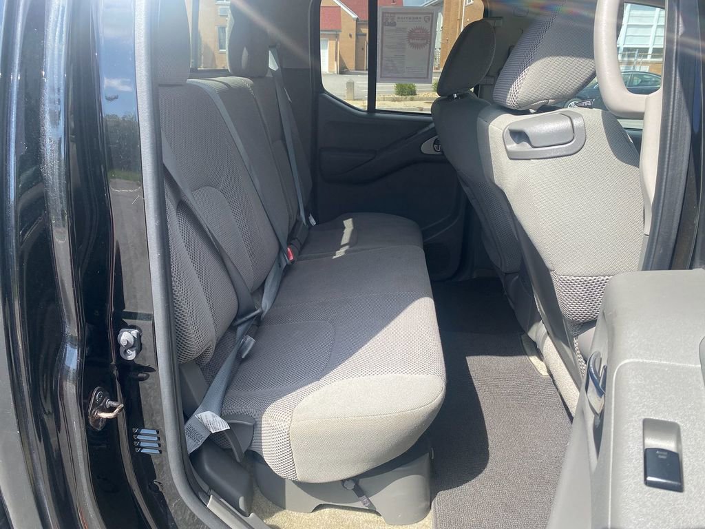 Used 2014 Nissan Frontier SV w/ SV Value Truck Package image 26