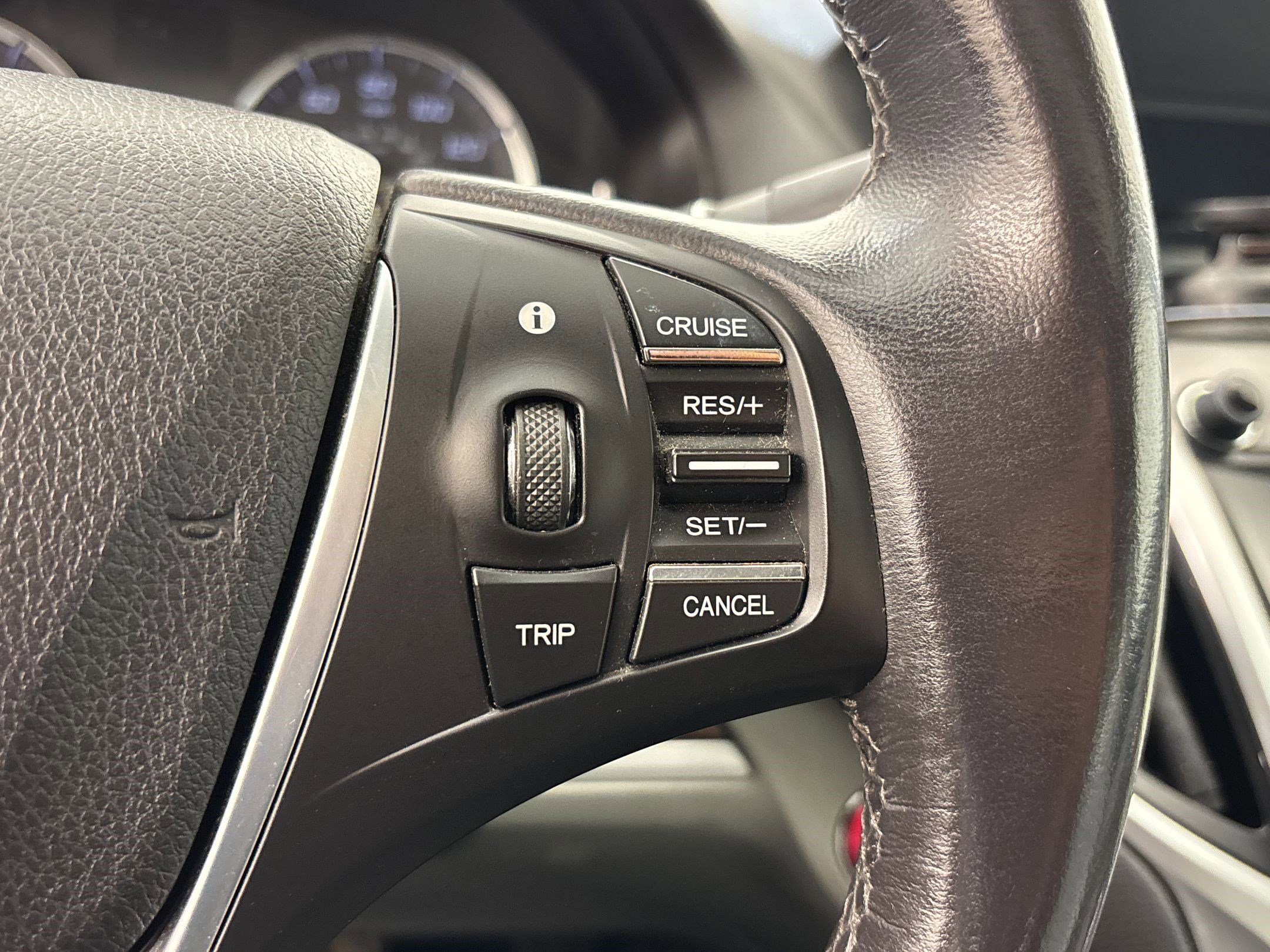 Used 2015 Acura TLX V6 image 22