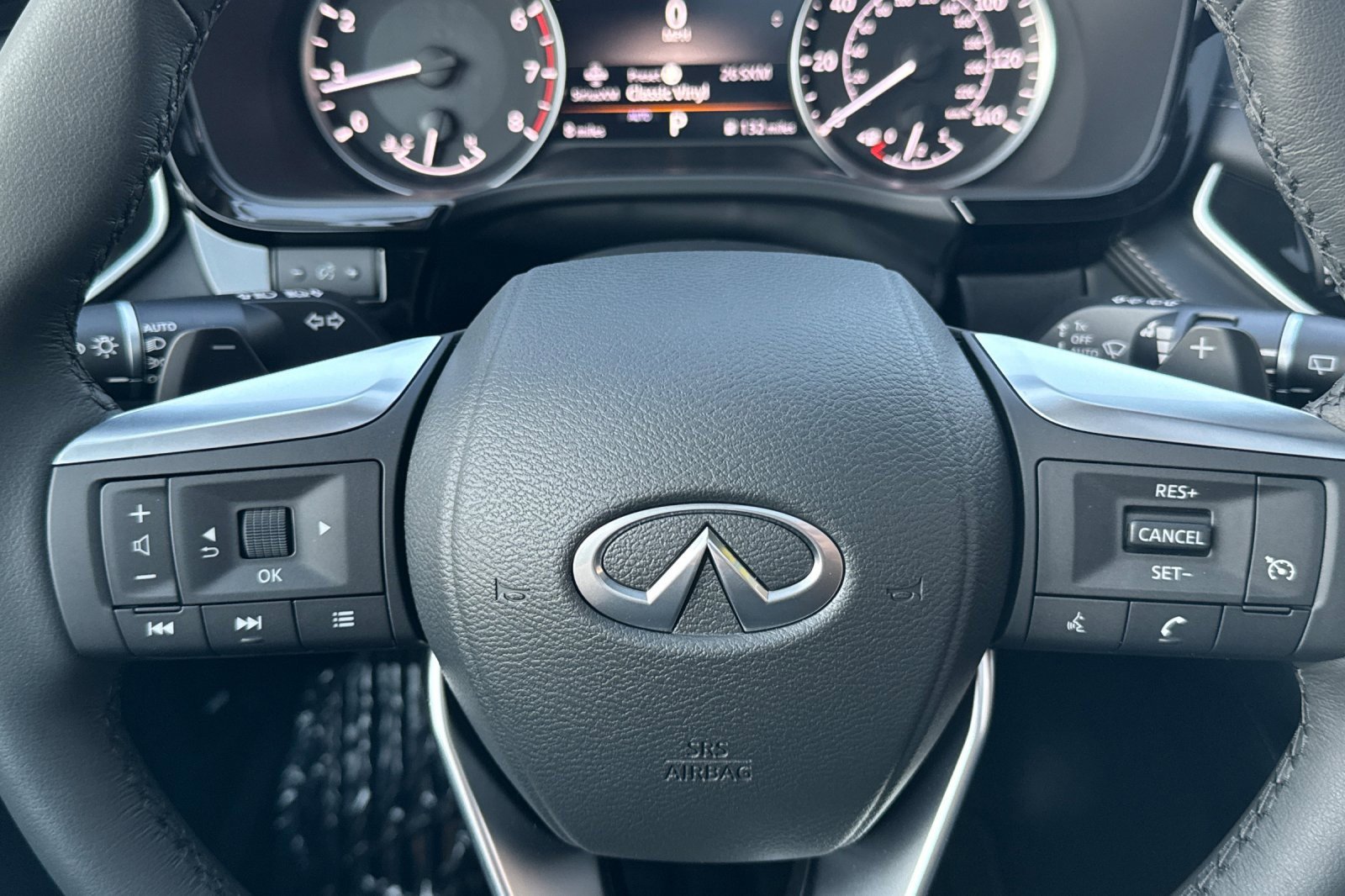 Certified 2025 INFINITI QX60 Pure image 25