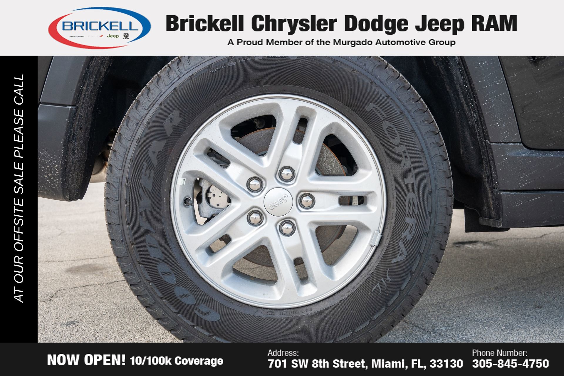 Used 2025 Jeep Grand Cherokee Laredo image 33