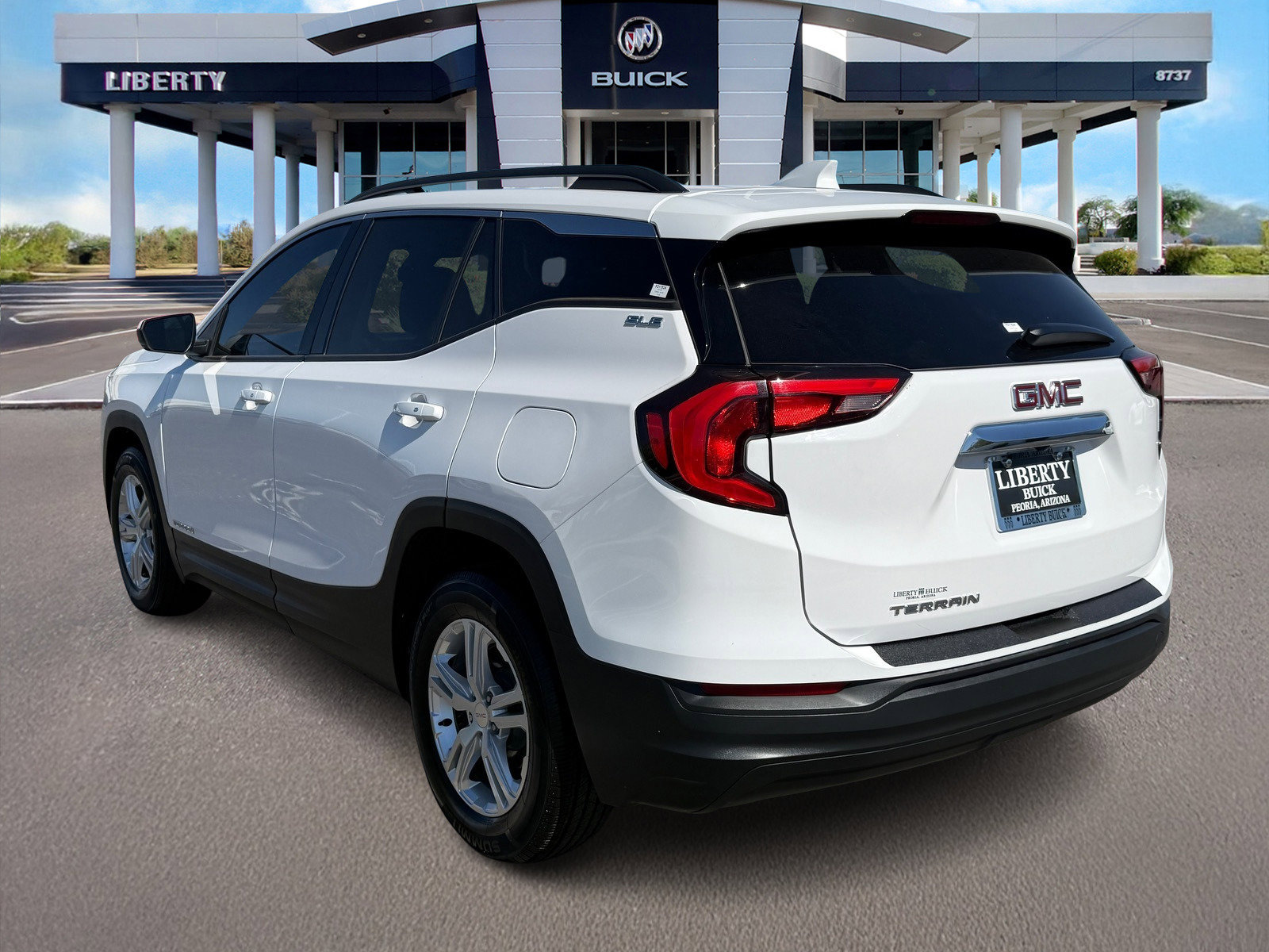 Used 2020 GMC Terrain SLE w/ Driver Convenience Package image 6