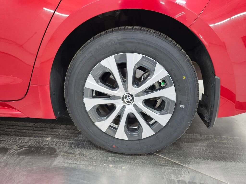 Used 2020 Toyota Corolla LE w/ Carpet Mat Package (TMS) image 11