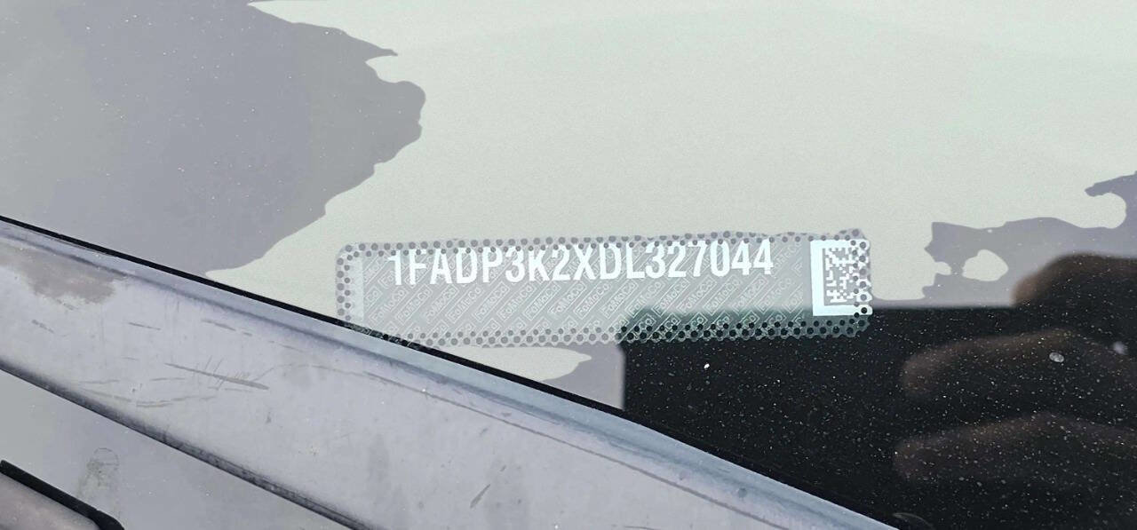 Used 2013 Ford Focus SE image 11