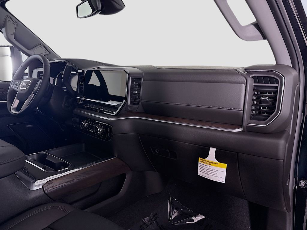 New 2025 GMC Sierra 3500 SLT image 30