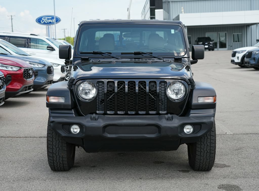 Used 2020 Jeep Gladiator Sport w/ Quick Order Package 24S AWD/4WD image 2