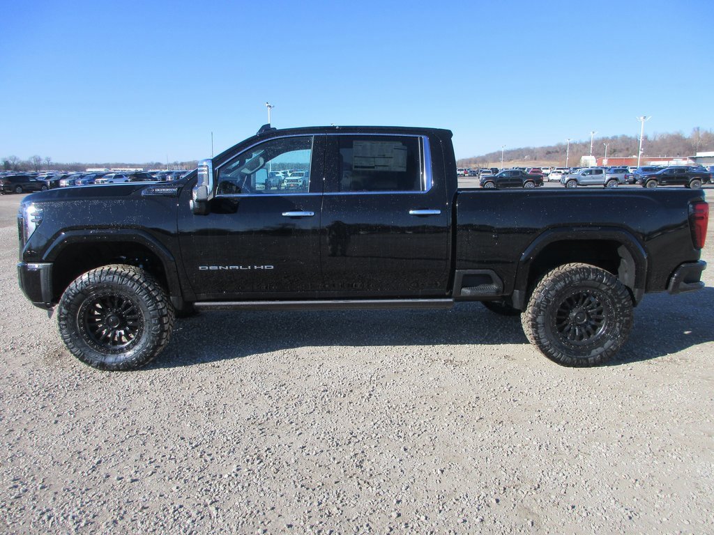 New 2026 GMC Sierra 2500 Denali Ultimate image 10