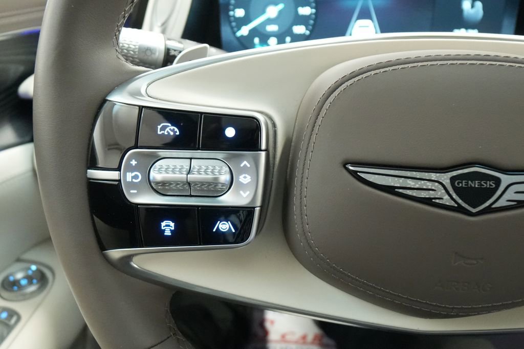 Used 2023 Genesis G90 3.5T image 41