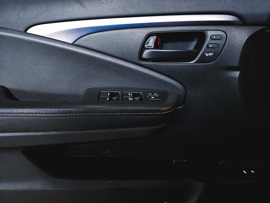 Used 2023 Honda Passport EX-L image 15