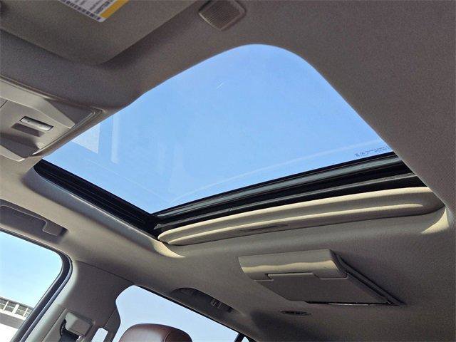 Used 2020 Cadillac Escalade Luxury image 19