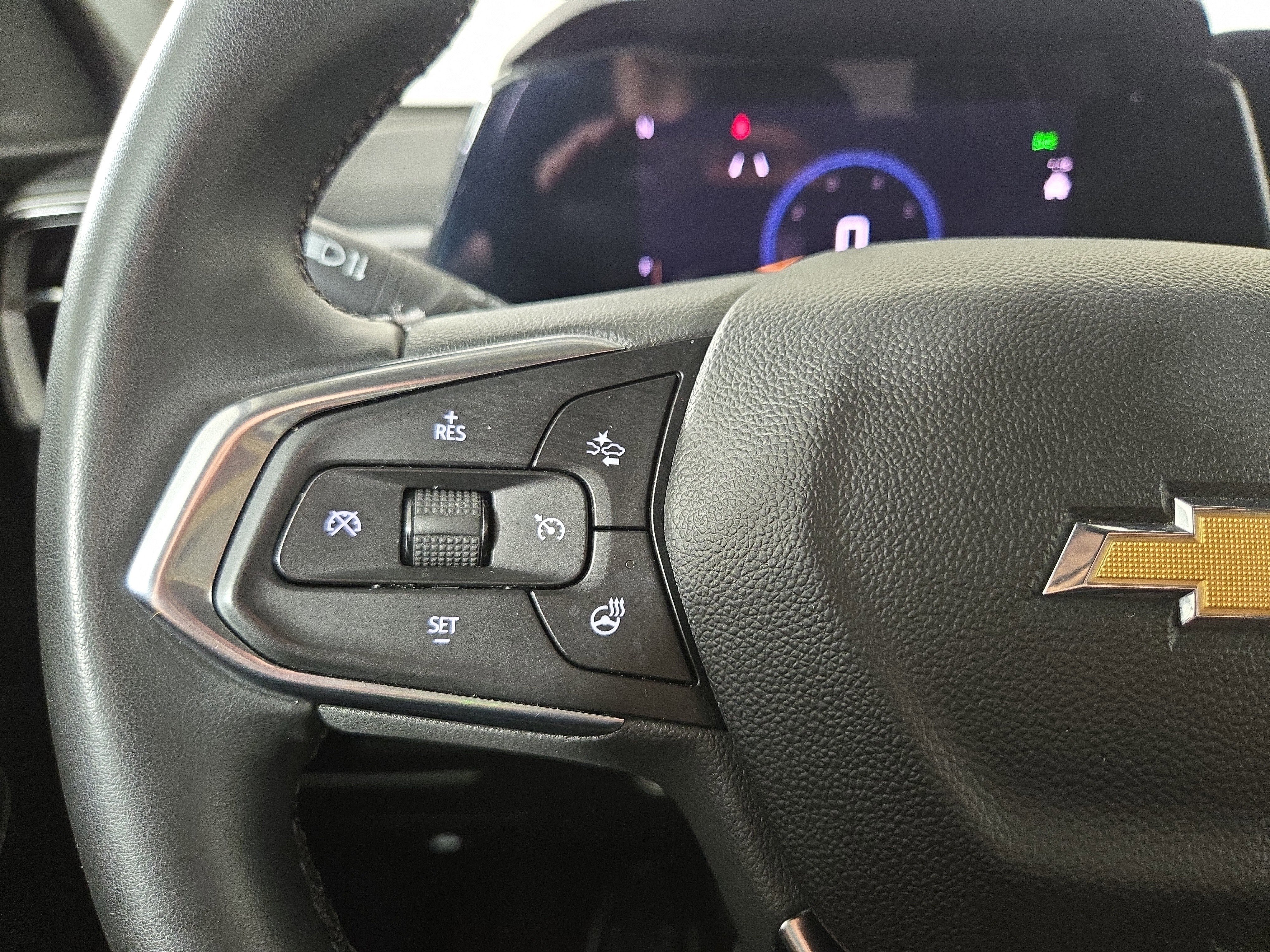 Used 2024 Chevrolet TrailBlazer LT w/ Convenience Package FWD image 16