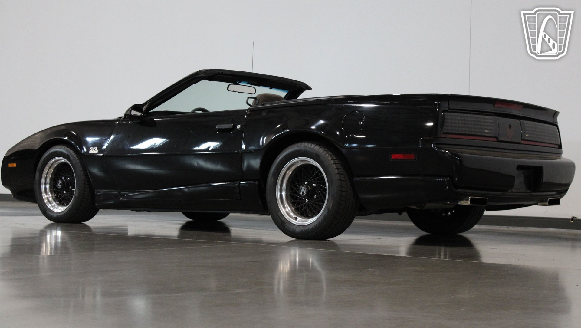 Used 1992 Pontiac Firebird Convertible RWD image 35