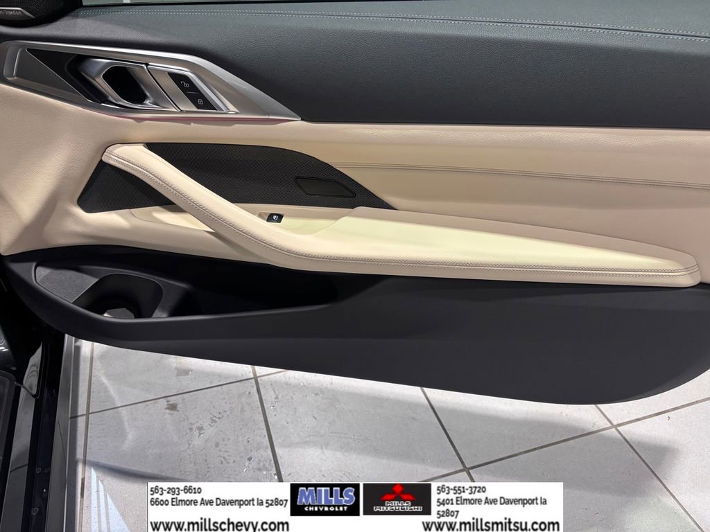 Used 2023 BMW 440i xDrive Convertible w/ Premium Package image 13