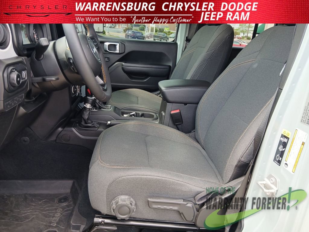Used 2024 Jeep Wrangler Sport S image 13