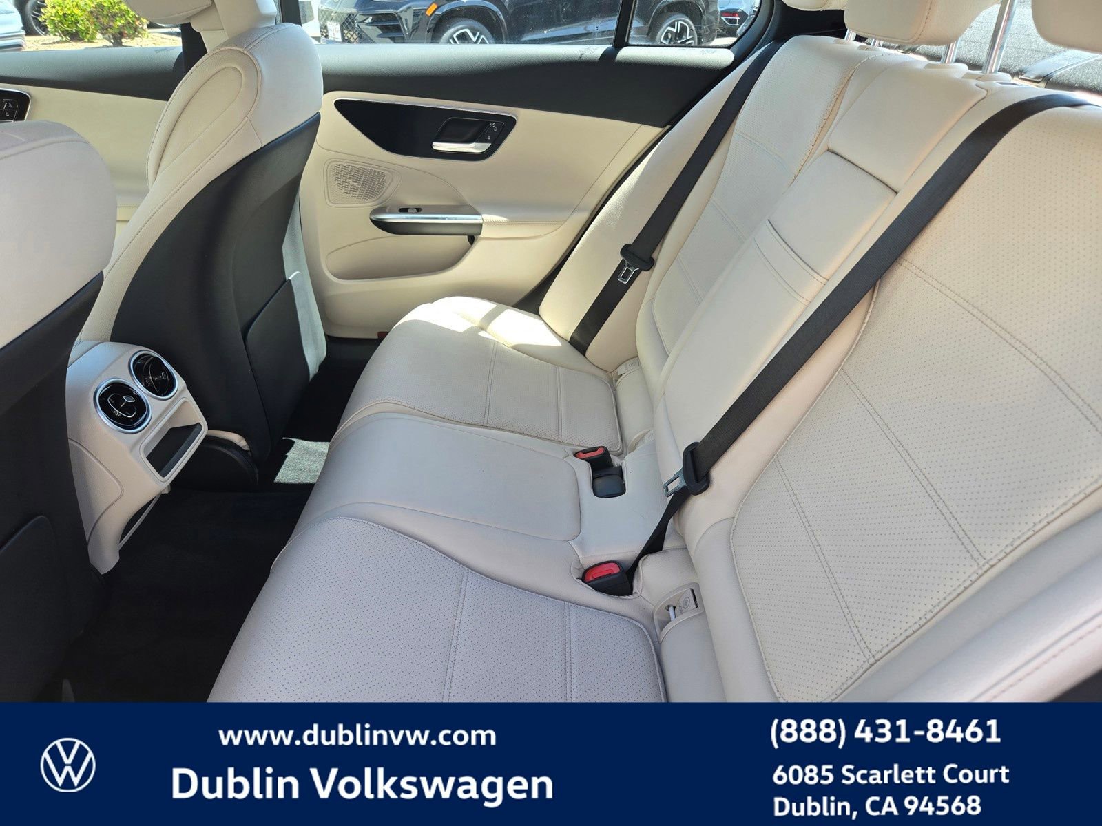 Used 2022 Mercedes-Benz C 300 Sedan image 12