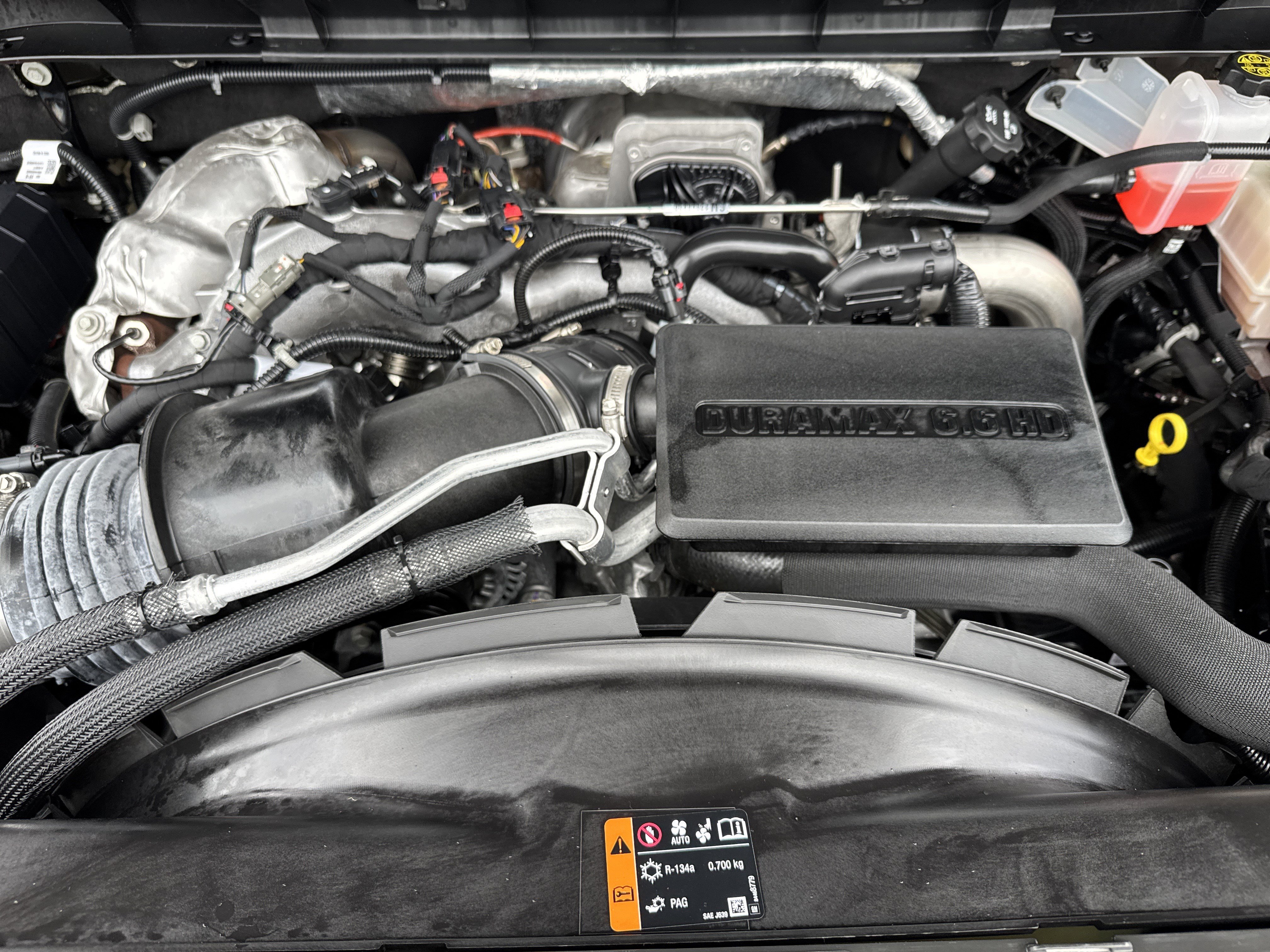 Used 2024 GMC Sierra 2500 AT4X image 33