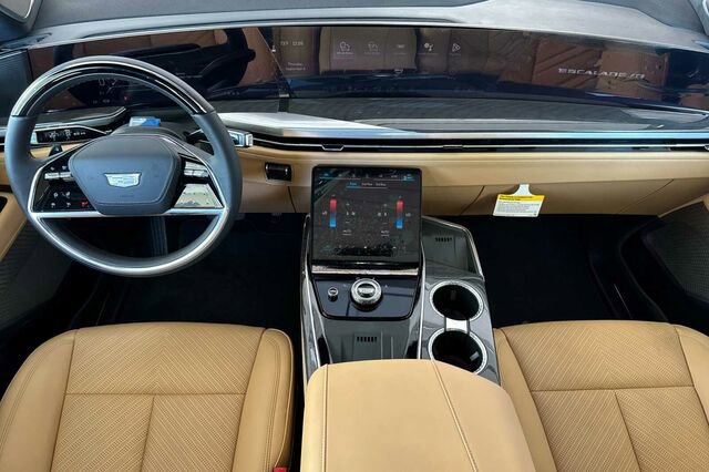 New 2025 Cadillac Escalade IQ Sport 2 w/ LPO, ONYX Package image 13