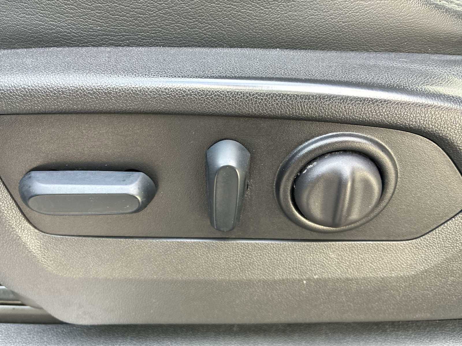 Used 2023 Chevrolet Silverado 2500 High Country w/ Z71 Off-Road Package AWD/4WD image 14