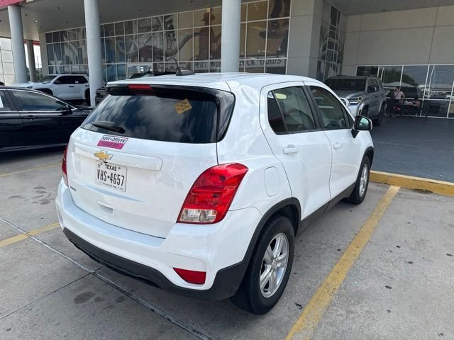 Used 2019 Chevrolet Trax LS w/ Tint and Cruise Package FWD image 8