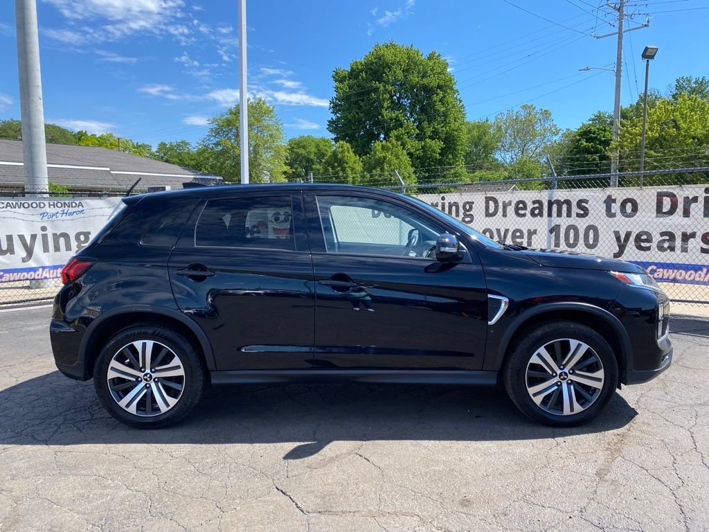 Used 2021 Mitsubishi Outlander Sport SE AWD/4WD image 2