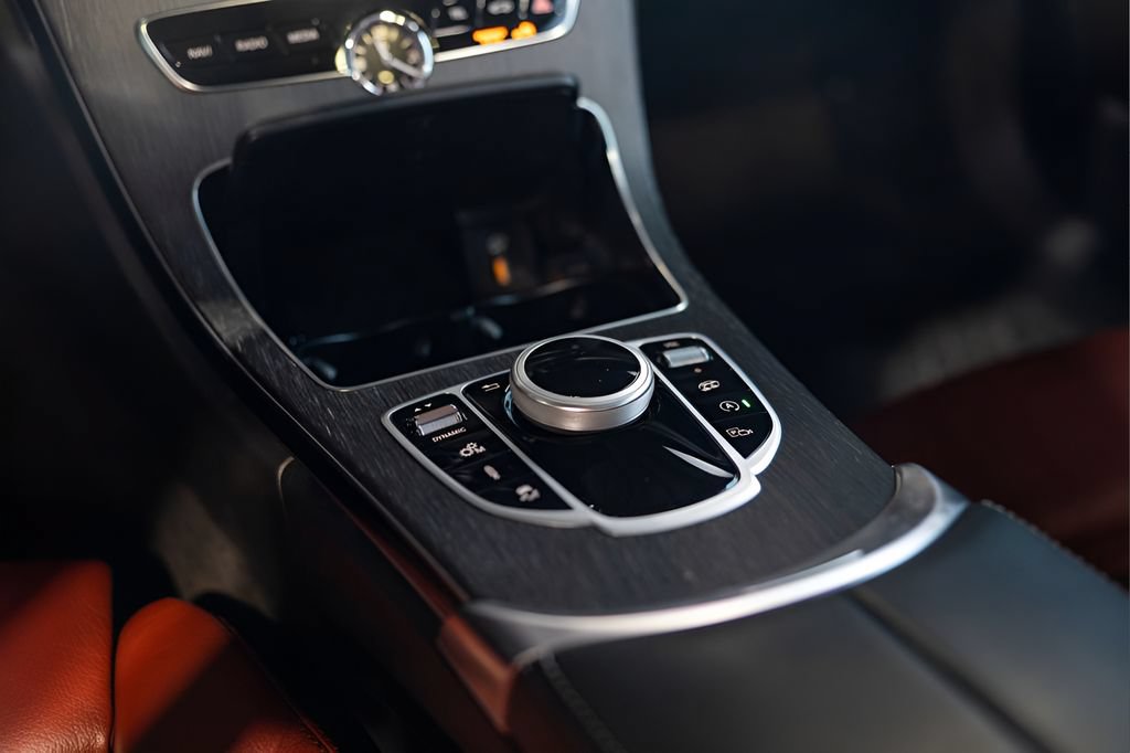 Used 2020 Mercedes-Benz C 43 AMG 4MATIC Sedan image 33